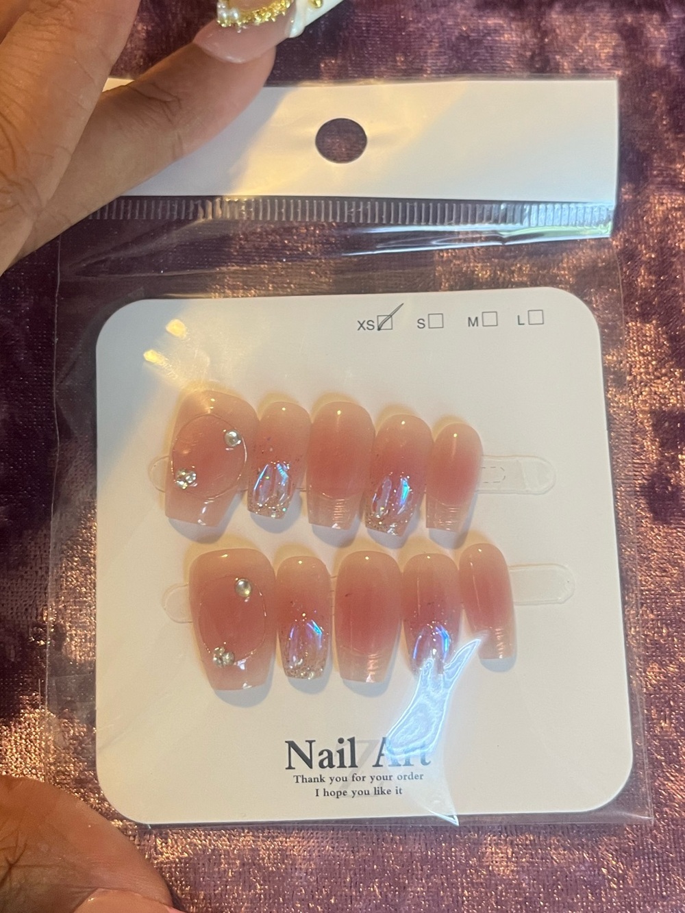 Peach Ombre Press-On Nail Set with Iridescent Accents - Picture 2 of 2